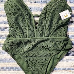 Tini Bikini Swimwear green crochet one piece deep v strappy swimsuit size Small